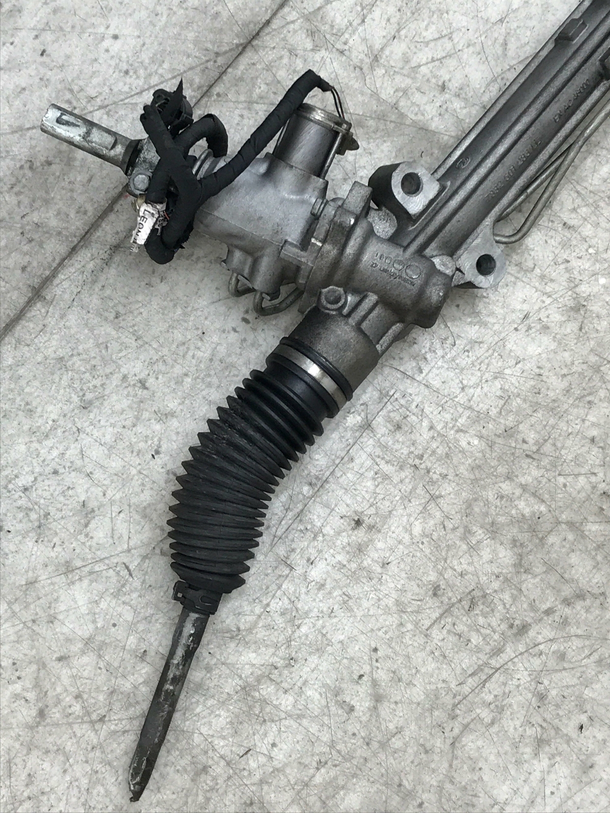 ASTON MARTIN RAPIDE STEERING GEAR RACK AND PINION AD43-3200-AC *BROKEN TIE ROD*