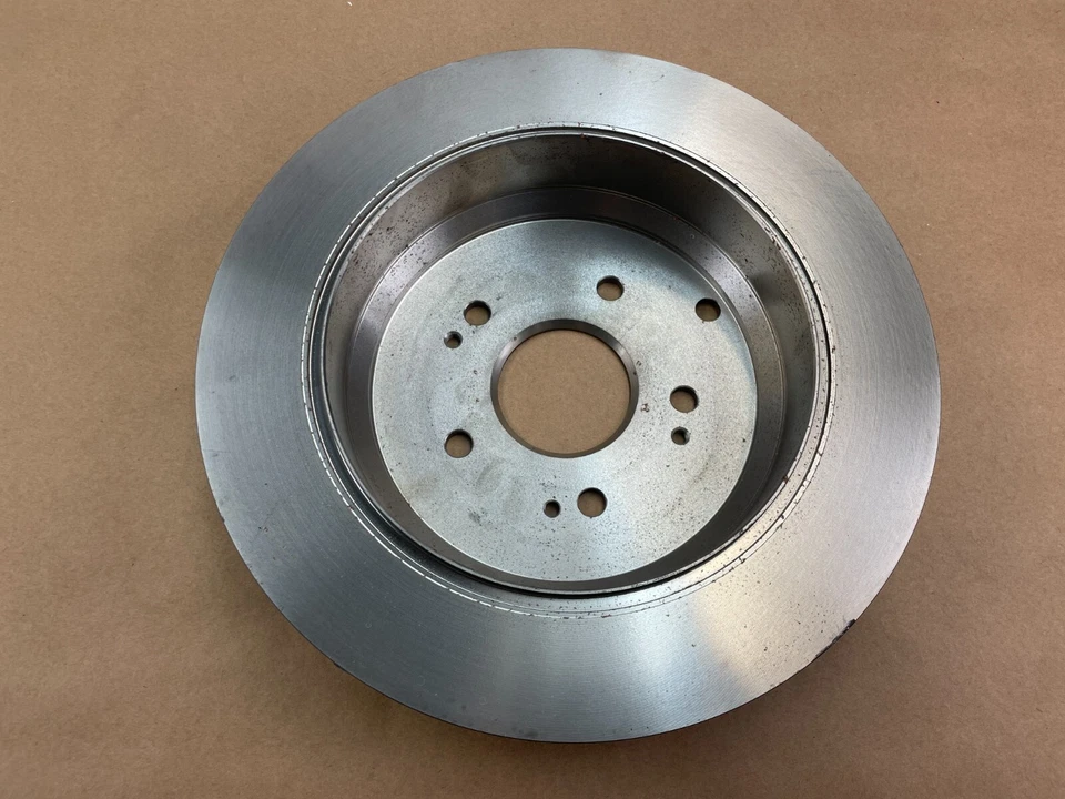 Rotor de freno trasero genuino OEM Honda para Honda CR-V 2005-2016, 2007-2018 Acura RDX Foto 3 de 4