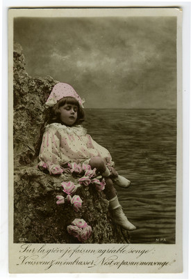 c 1907 Cute Children Child SEASIDE SLEEPING GIRL French photo postcard