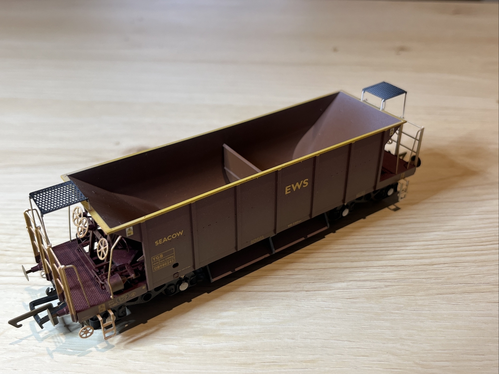 Hornby EWS Seacow Ballast Hoppers (R6846, R6286) Rake of 5