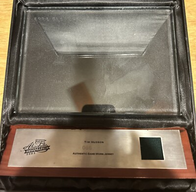 2003 Playoff Absolute Memorabilia Etched Glass Tim Hudson 066/150 Jersey # A's