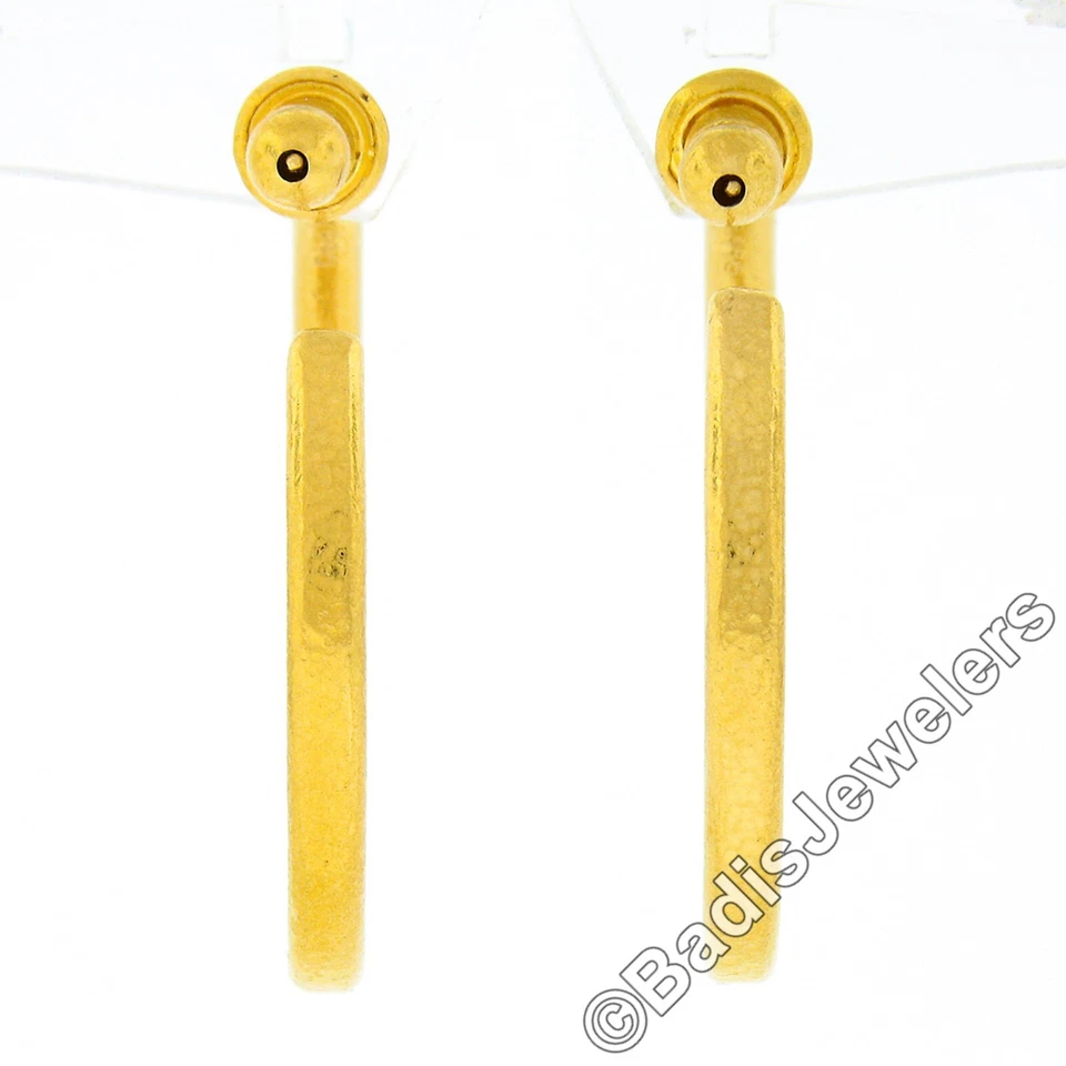 Pendientes de aro grandes Gurhan de oro amarillo macizo 35 mm 1,3" acabado martillado texturizado Foto 3 de 4