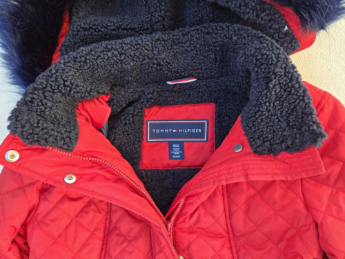 Tommy Hilfiger Woman’s Coat Jacket Red Diamond Quilt Removable Faux Fur Hood Sm - Picture 3 of 12