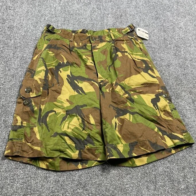 Men's Camouflage Dutch Cargo Camo Shorts Pockets Outdoor Wear Size 28