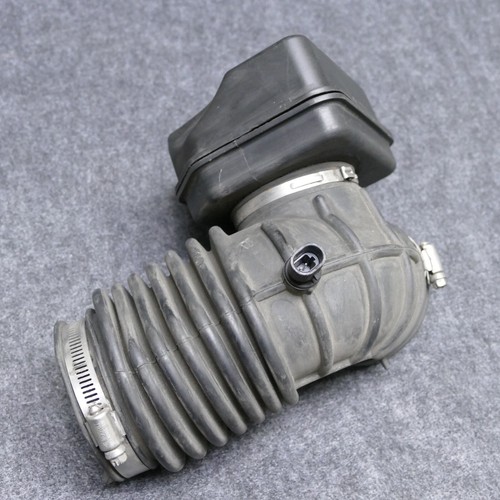 1997-1999 Malibu 2.4 Air Intake Corner Duct Tube w/Resonator 24574955 OEM 75714 - Foto 3 di 6