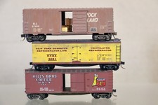 KADEE MICRO TRAIN SPUR N SCHWADER von 3 HILLS COFFEE ROCK ISLAND BOX CAR WAGGON auf