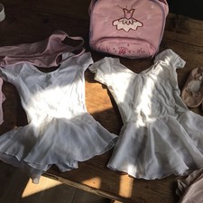 Ballett-Ausstattung, 2 Trickots Gr. 122-128, 134-140, Body mit Tutu Scherpe