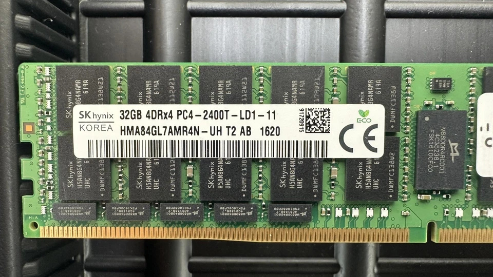 Cisco Hynix 1x 32GB 4DRX4 PC4-2400T-L ECC Quad Rank Server Memory RAM LRDIMM - Image 2 of 4