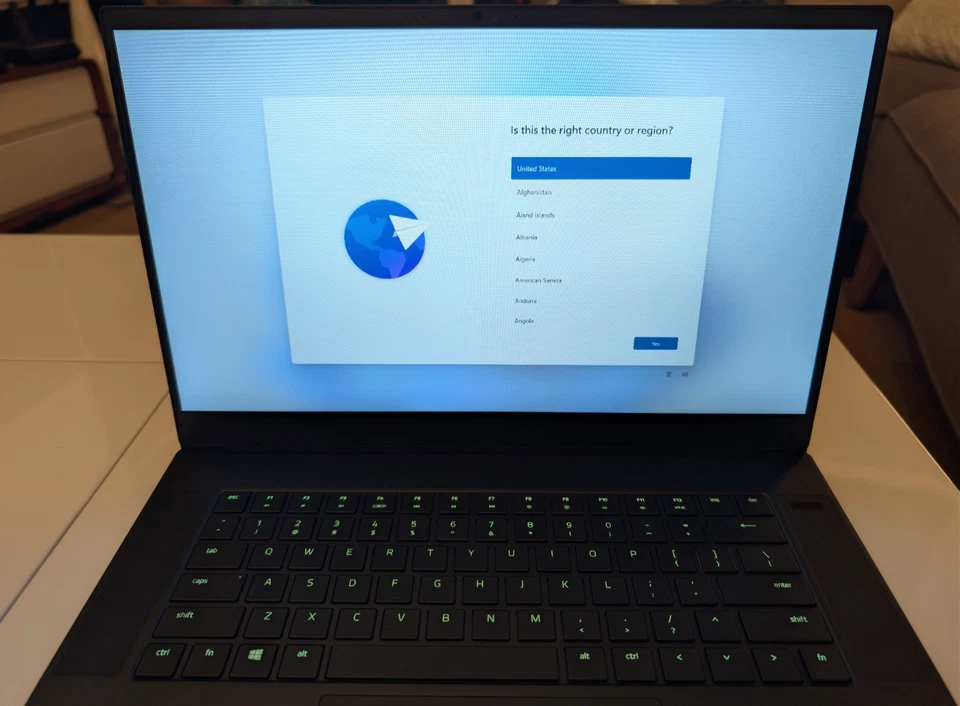 Portátil ultradelgado para juegos Razer Blade 15 RTX 2080 Max-Q 144Hz i7 16GB 512GB SSD Foto 4 de 4