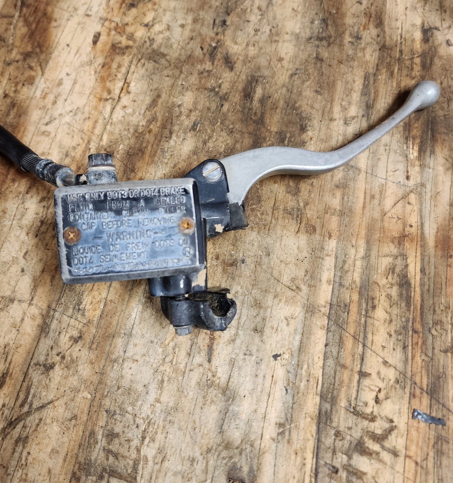 2002 HONDA FOREMAN 450 4X4 TRX 450FE OEM FRONT MASTER CYLINDER BRAKE HANDLE