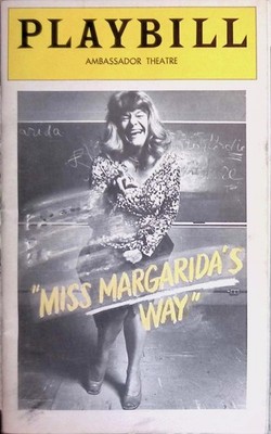 1977 Ambassador Theatre Playbill NYC Broadway Saddle-Stitched Sardi's Ad