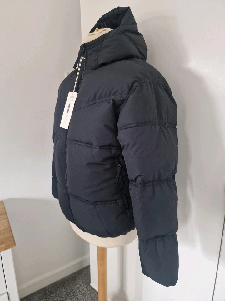 Hollister Mens Faux FurLined Puffer Jacket. New With Tags/Medium/Black. RRP £99  - Image 2 of 4