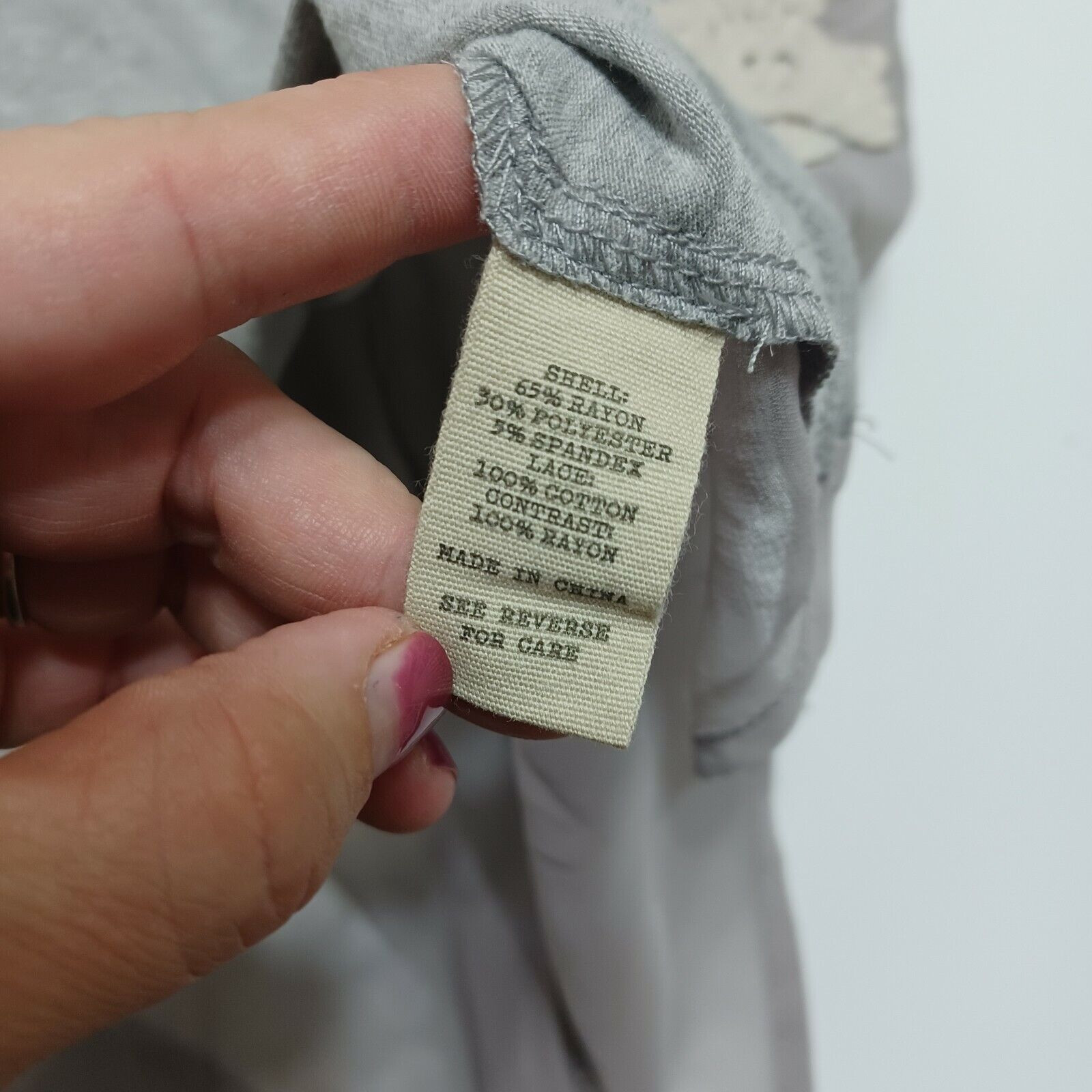 Bke Womens Tunic Tank Gray Scoop Neck Pullover Jeweled Glitter Sheer Back M