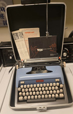 1958 Royal Futura 800 Vintage Portable Typewriter Blue, Super Clean! thumbnail
