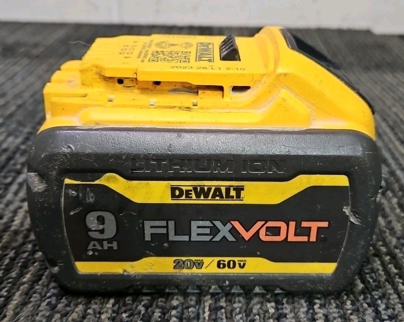 DeWalt Tools DCB609 Flex Volt 20V/60V MAX 9.0Ah Lithium-Ion Battery