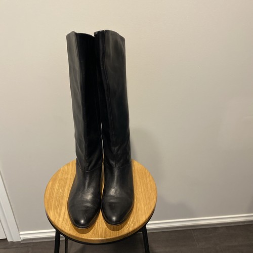 Black Leather WITTNER BOOTS SIZE 39
