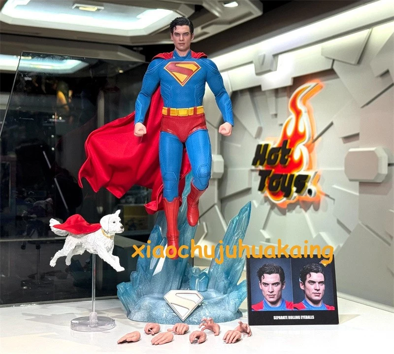 Figura de acción modelo juguete Hot Toys MMS812 2025 Superman Superman y Crypto 1/6 Foto 2 de 4