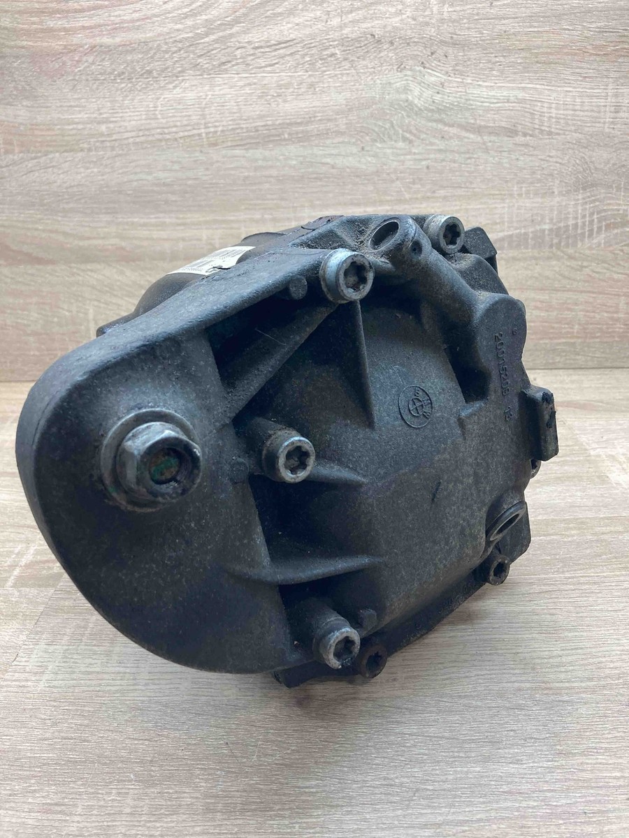 7636992 7564867 OE BMW F15 F16 Series Differential Rear Gearbox  