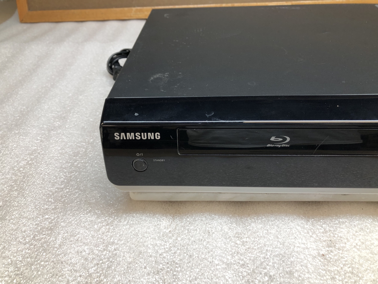 Samsung BD-P1400 HDMI Blu-Ray Disc/DVD Player 1080p No Remote incl