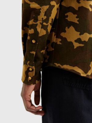 DRIES VAN NOTEN Camouflage-Pattern Slim-Fit Cotton Shirt Size: UK