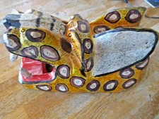 VINTAGE HAND CARVED CHEETAH MASK, MEXICAN  INDIGENOUS FOLK ART , 10" X 7" X5",VG