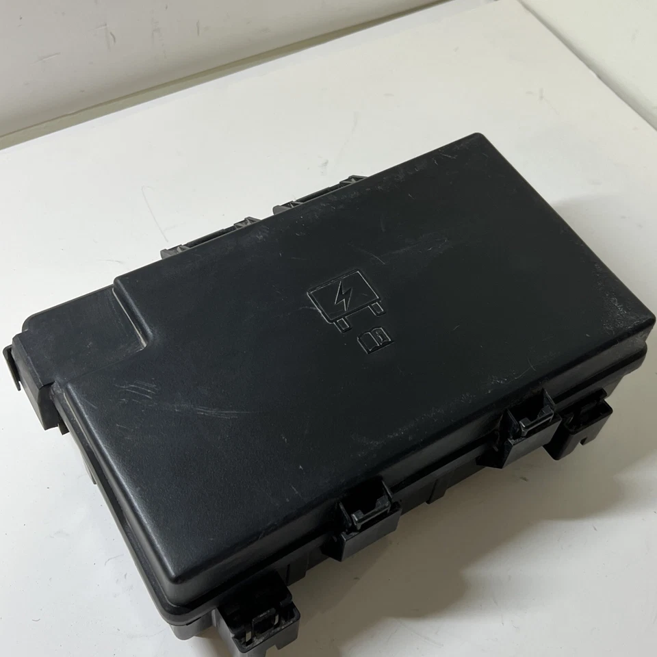 Dodge Ram 1500 2014 5,7 L Tipm caja de fusibles integrada totalmente eléctrica 68192083AF fabricante original Foto 2 de 4