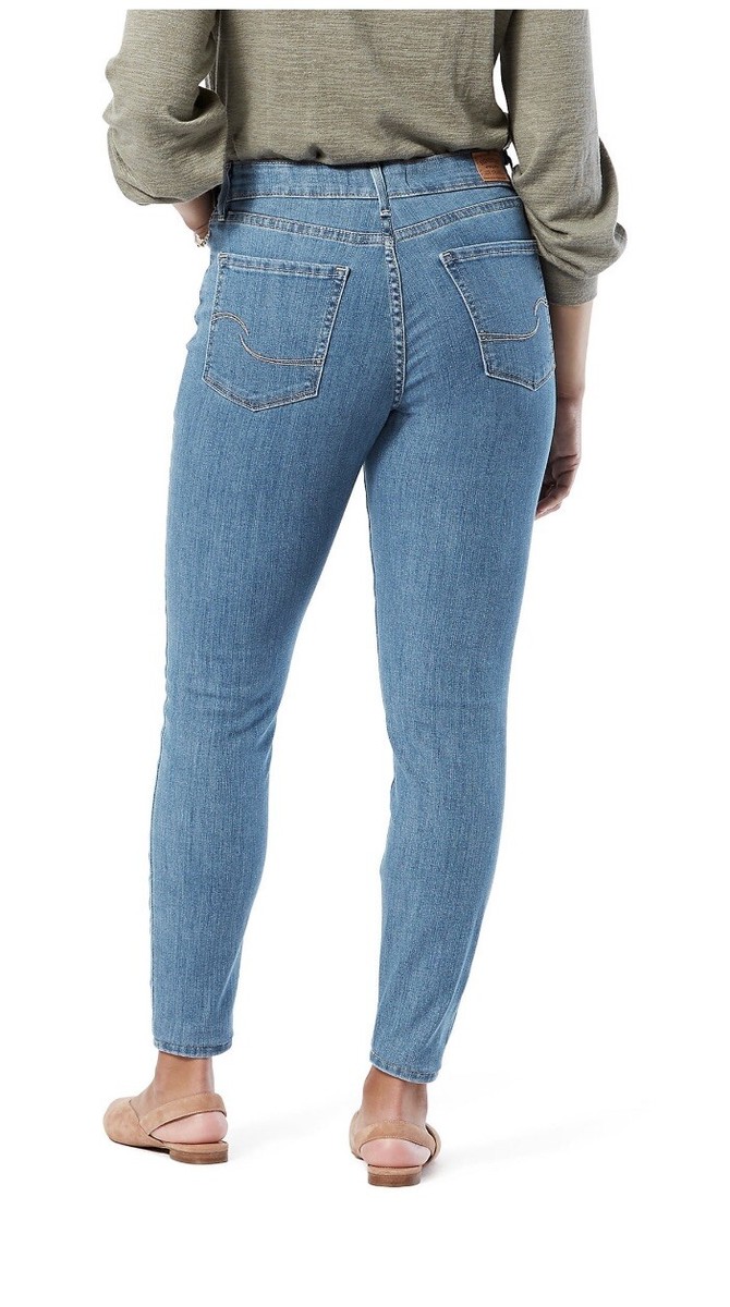 Signature By Levis Strauss & Co Women Mid Rise Skinny Jeans