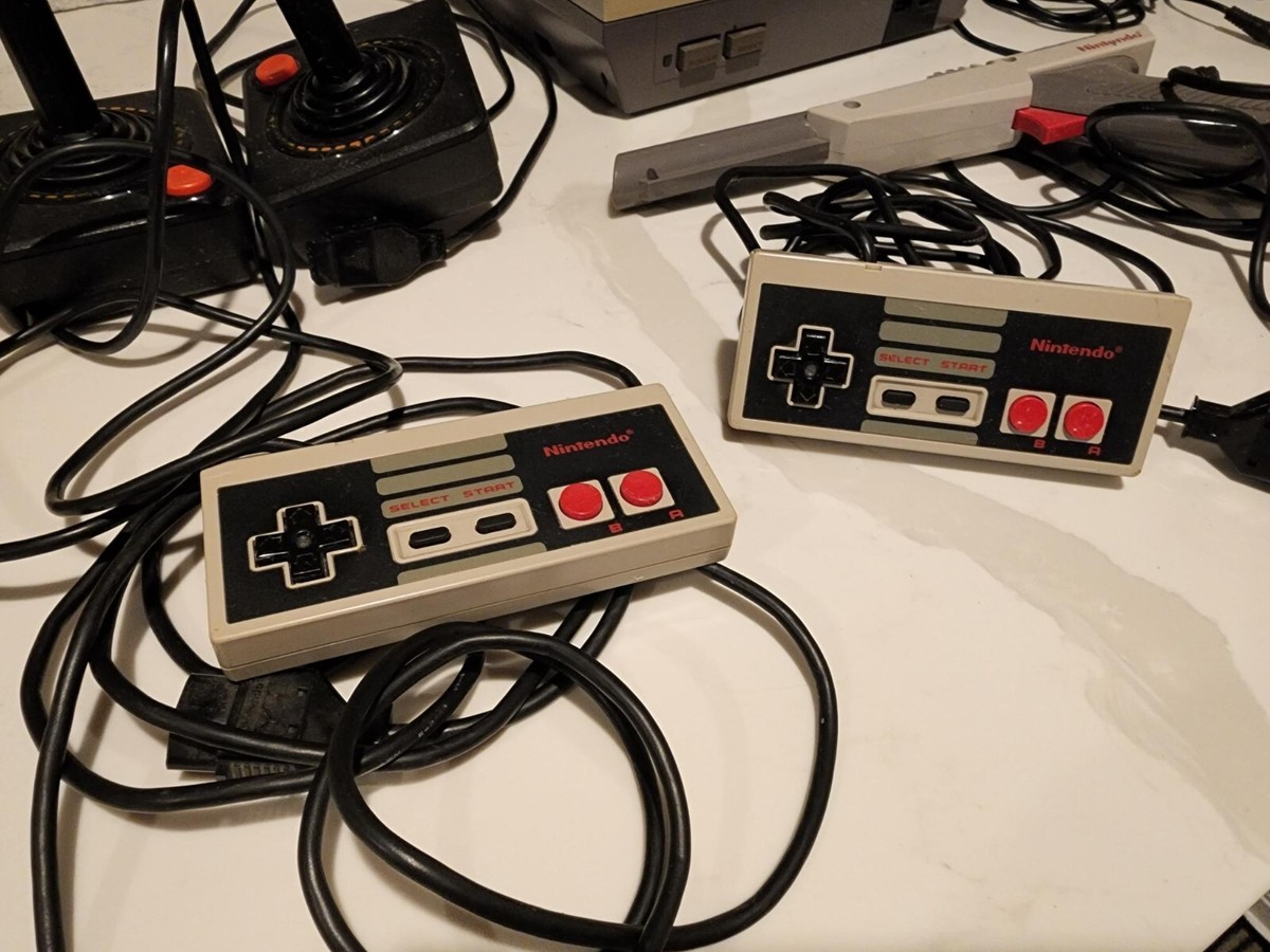 Nintendo NES Power Set Console N6166522 WITH GAMES | eBay