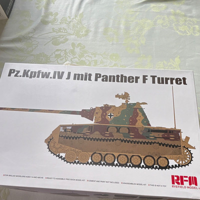Rye Field Model Pz.Kpfw.IV J m. Panther F Turret 1:35 Bausatz 5068