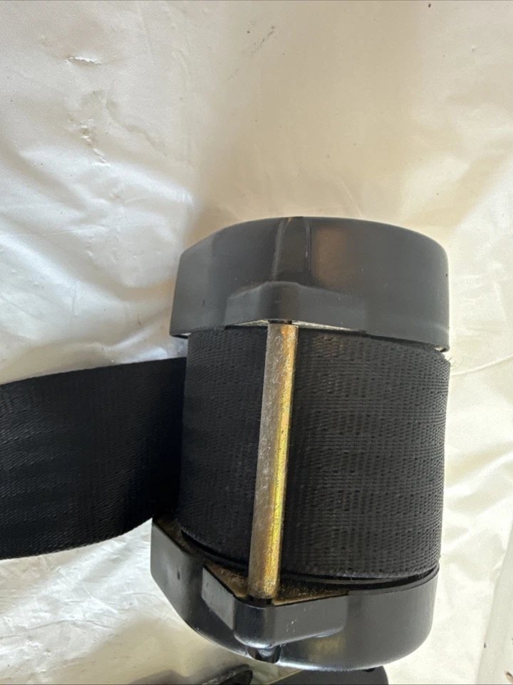 Porsche 944 1985 retractores de cinturón de seguridad para conductor y pasajero Foto 2 de 4