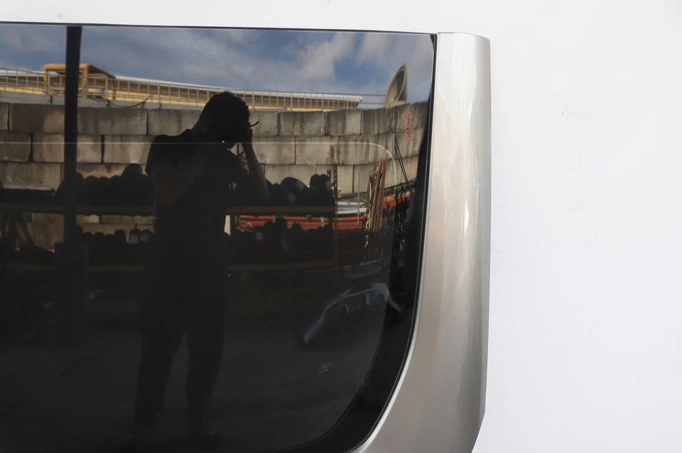 Puerta levadiza tapa maletero Nissan 370Z 09-20 sin alerón gris KMA0M-1EAMC, A858, O Foto 4 de 4