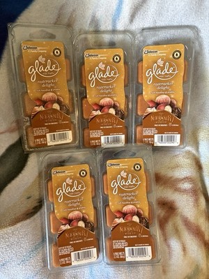 4 Glade Nutcracker Delight Wax Melts 6 Melts 2.3 oz ea Rich Hazelnut Praline