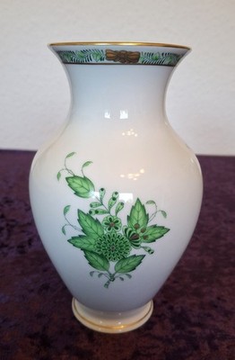 17340/ HEREND - SCHÖNE VASE - 17,5 CM - APPONYII GRÜN  1. WAHL