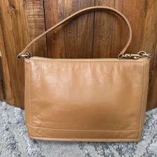 ILI New York Women's Leather Bag Compact Tan Shoulder Purse