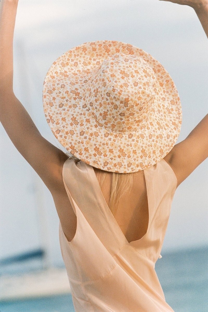 LACK OF COLOR Holiday Bucket Hat PEACH BLOOM Sz S/M Floral Sun Wide Brim Beachy Lack Of Color | Accessories | Lack Of Color Holiday Floral  main image 3