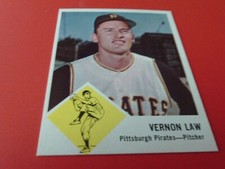 1963  FLEER   VERNON  LAW   # 58   PIRATES     NEAR  MINT /  MINT  OR  BETTER !!