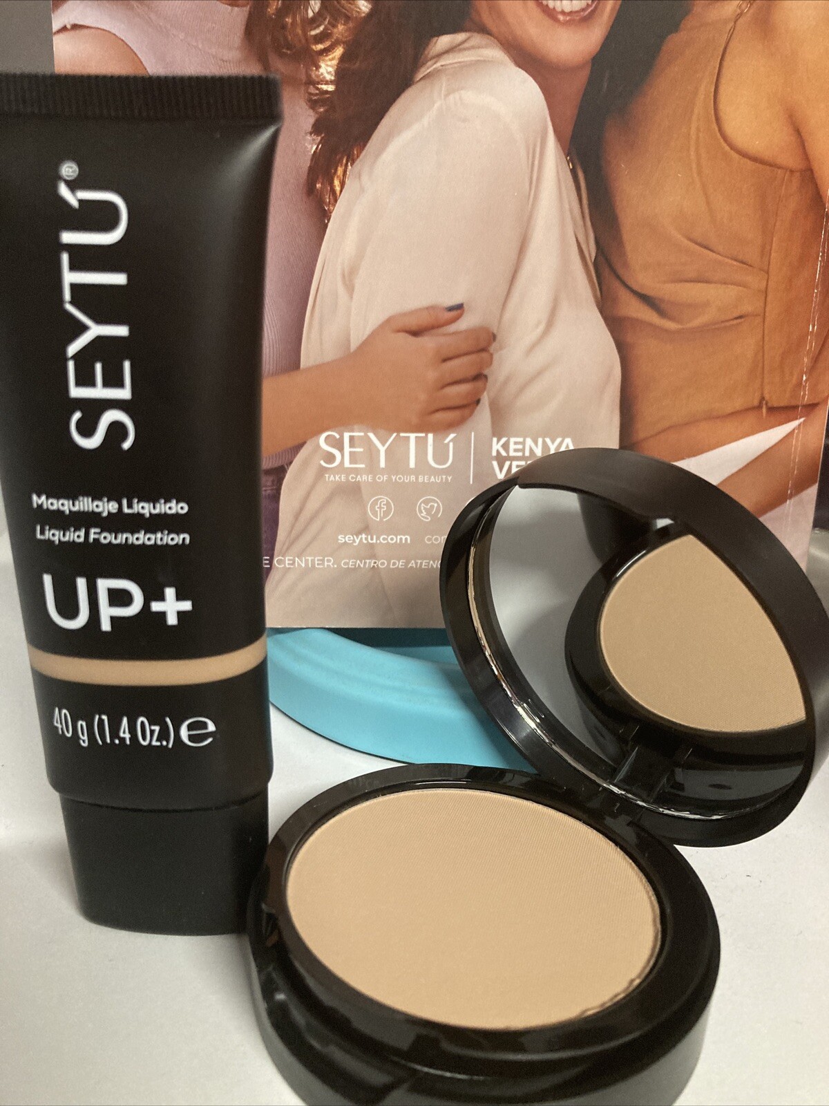 KIT DE MAQUILLAJE TONO: BEIGE NATURAL, BASE Y POLVO para Piel Blanca-aperlada