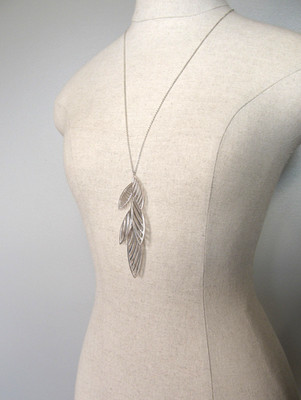 Set Heide Halskette 925 Sterling Silber Flügel Anhänger gepunzt 28'' Kette