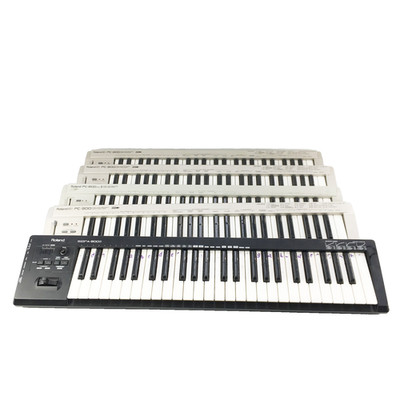 5 x Roland Midi Keyboards / Controller - A-500S, PC-300, PC200 MK II