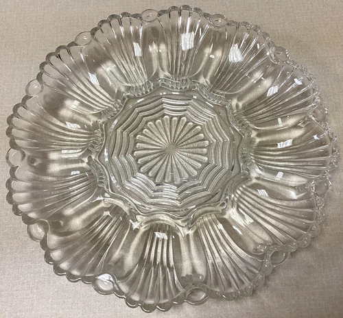 Vintage Anchor Hocking Clear Glass Deviled Egg Plate 896 Fan Scalloped Edge 9.5”