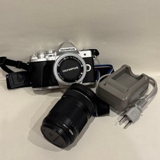 USED Olympus OM-D E-M10 Mark   16.1MP Digital Camera Silver w/14-42mm Lens Kit