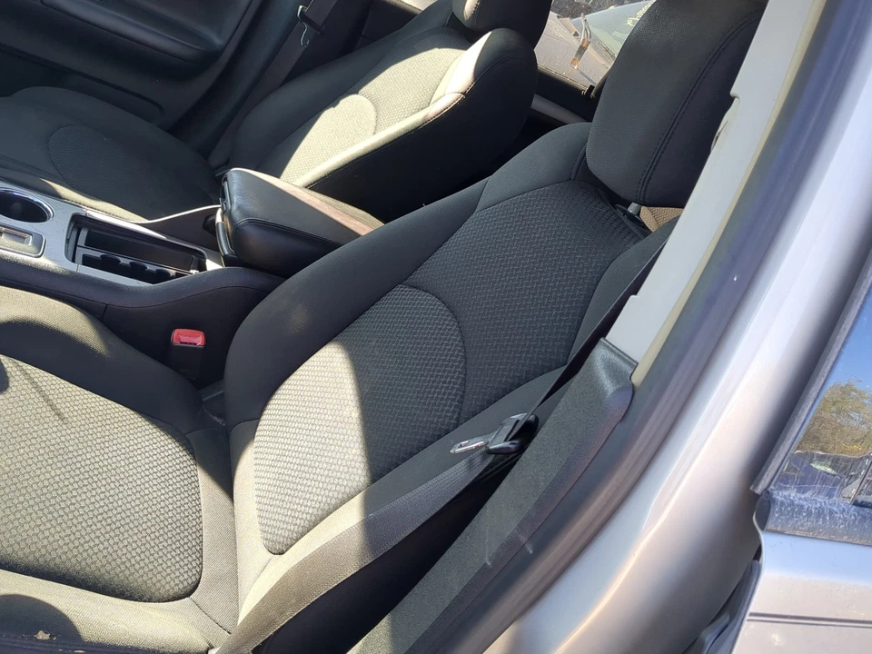 2008 Saturn Outlook Driver Front Seat Oem PWPG9 Foto 2 de 2