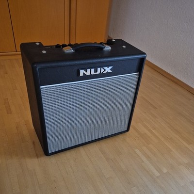 NUX Mighty 40BT Digital 40W Verstärker Top-Erhaltung. 1,5 Jahre alt. Wie Neu!