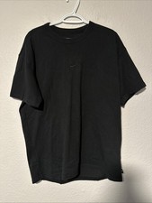 Nike Men  s Sportswear Premium Essentials Loose Tee Shirt Large Black