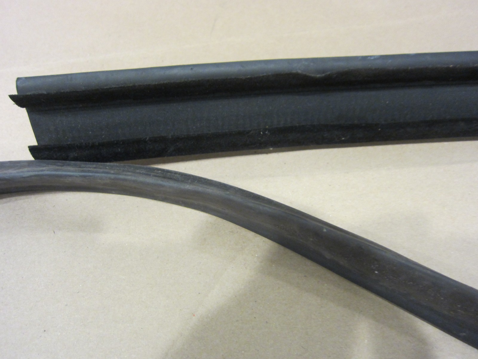 Ferrari 458 - LH Door Inner Edge  Gasket / Seal / Rubber Part# 81304700