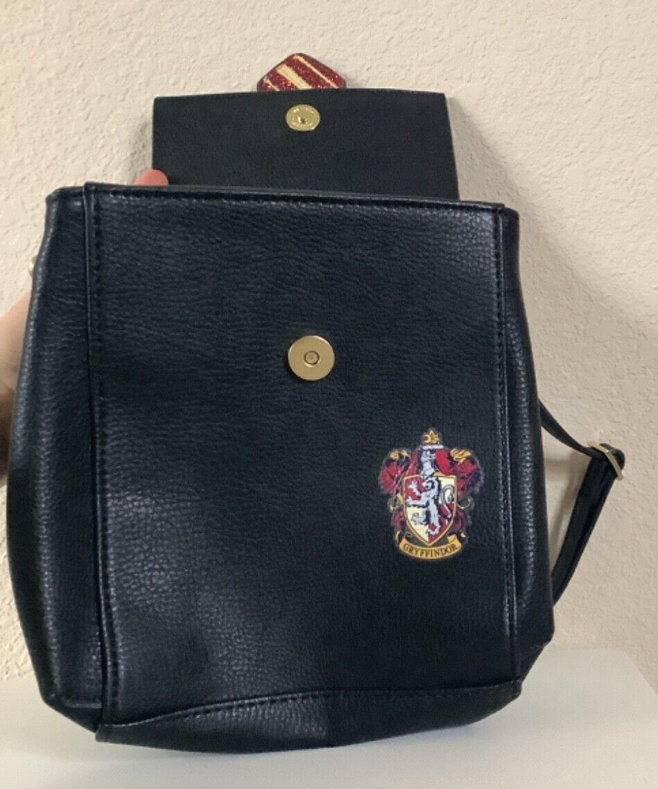 Official Harry Potter Wizarding World Danielle Nicole  display picture 3