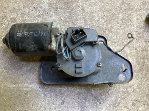 SUZUKI SWIFT EA GTI 1992 WISCHERMOTOR VORNE SCHEIBENWISCHER MOTOR 159100-7711