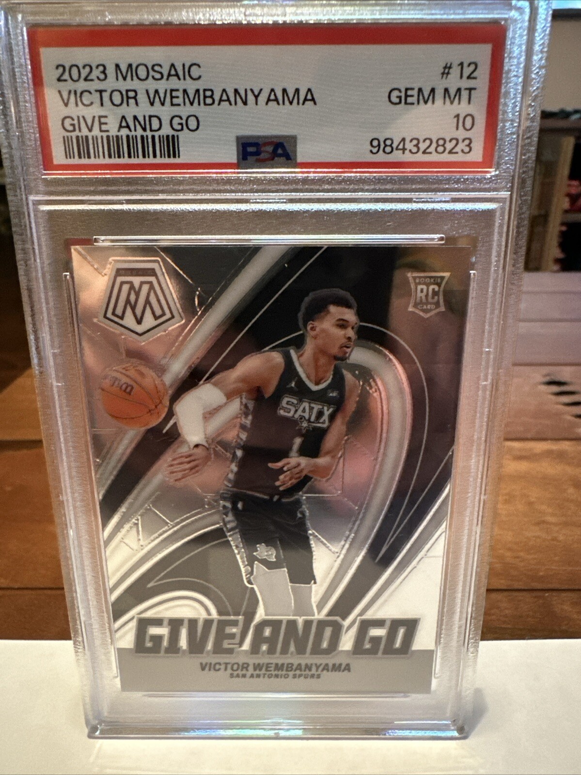 2023 Mosaic Victory Wembanyama Give And Go PSA 10