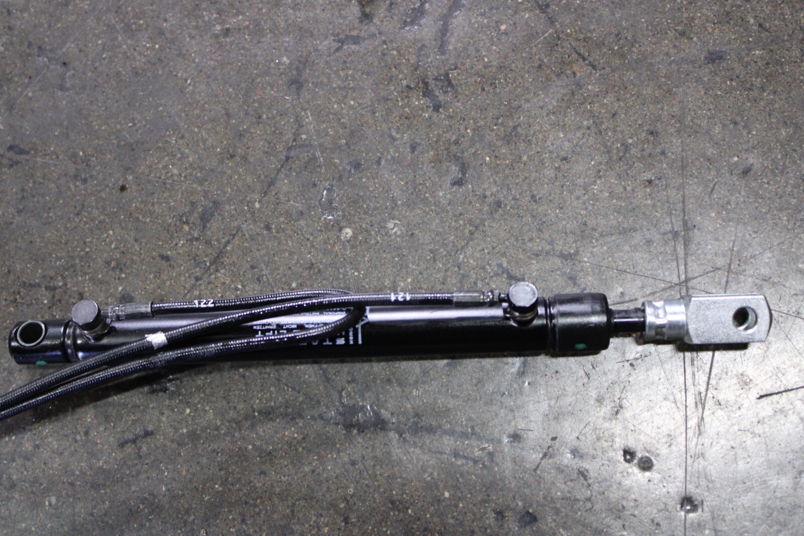 Ferrari California T, LH, Front Convertible Top Lift Cylinder, Used, 81860200