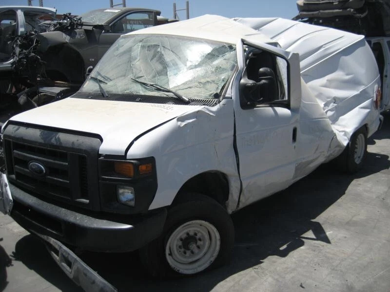 03 04 05 06 07 08 09 10 11 12 13 FORD E250 L. EXHAUST MANIFOLD 4.6 8-281 40428 Foto 2 de 4